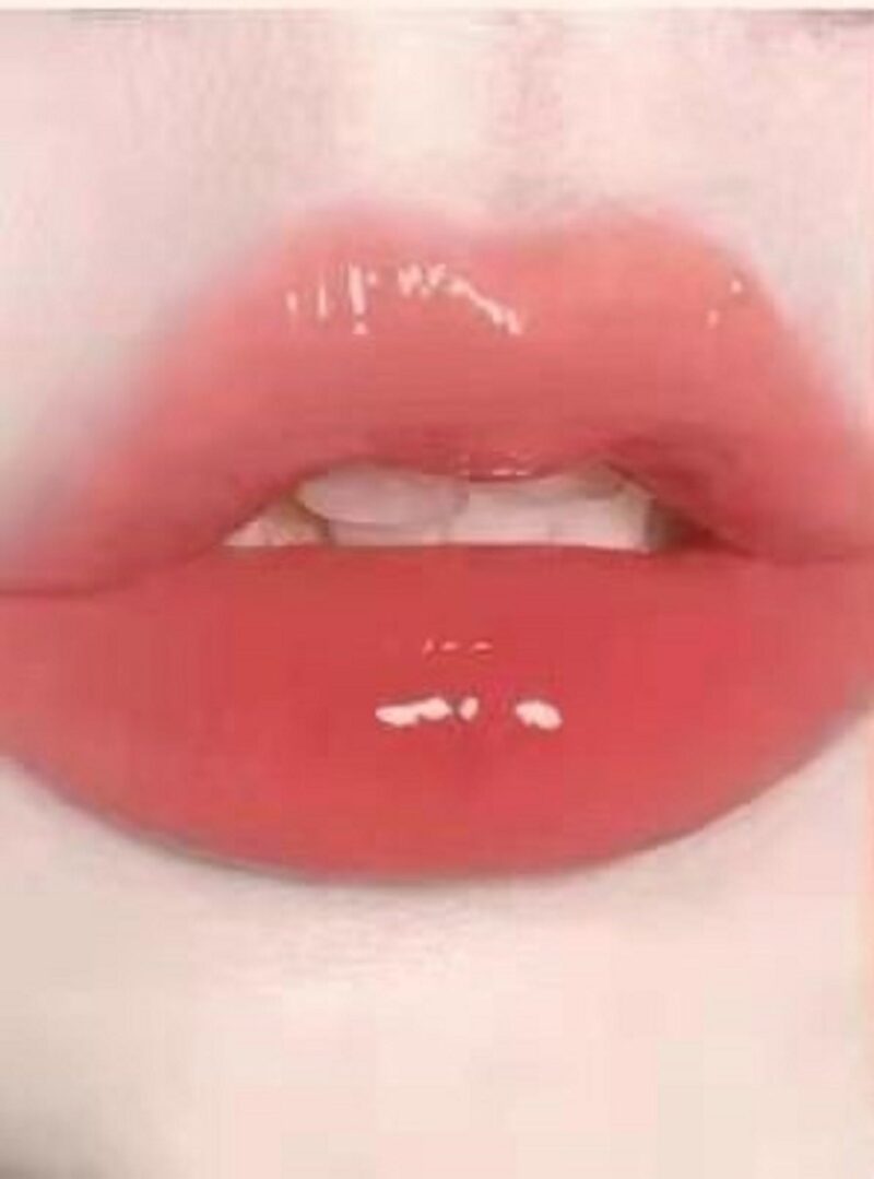 Sedell Paris Moisturizing and Nourishing Water Gloss Lip Glaze 3.3g-#02 - Image 3