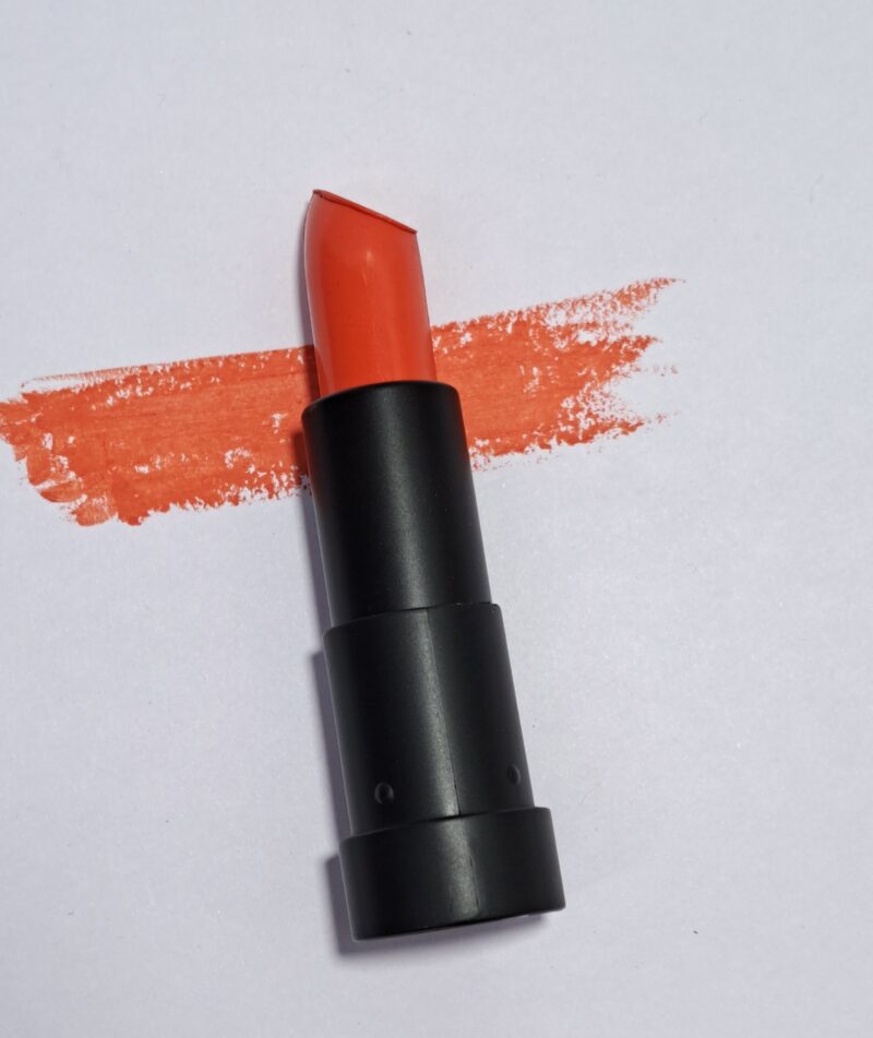 Shine Nutrient Rich Colors To Soothe Hydrate & Nourish Lipstick - Image 3