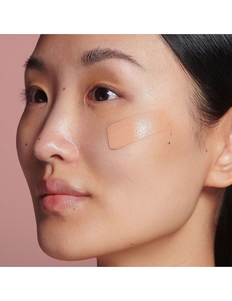 Huda Beauty Luminous Matte Full Coverage Liquid Foundation Shortbread 200B - 35mL - Image 3