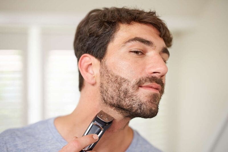 PHILIPS MG3750/33 ALL IN ONE 5000 SERIES TRIMMER FOR BEARD - Image 2