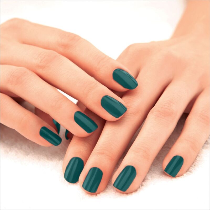 Lakme 9 To 5 Primer + Gloss Nail Colour - Emerald Power 6ml - Image 3