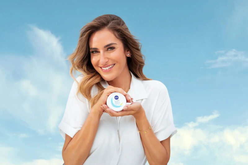 NIVEA SOFT REFRESHINGLY SOFT MOISTURIZING CREAM - 200ML - Image 4