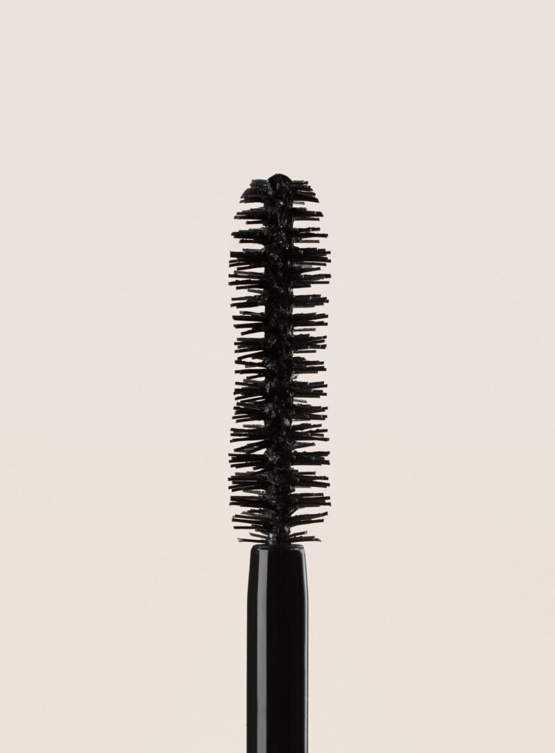 Rare Beauty Perfect Strokes Universal Volumizing Mascara (Black) - 13.5mL - Image 4