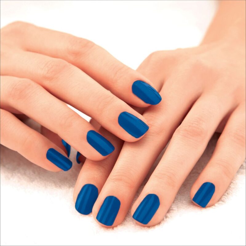 Lakme 9to5 Primer + Gloss Nail Colour Blue Ocean 6ml - Image 3