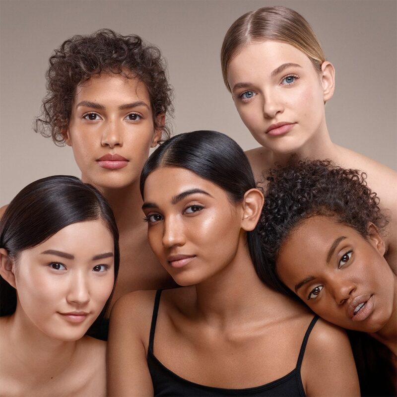 Bobbi Brown Skin Long Wear Weightless Foundation SPF 15 Warm Sand W-036 - 30ml - Image 4