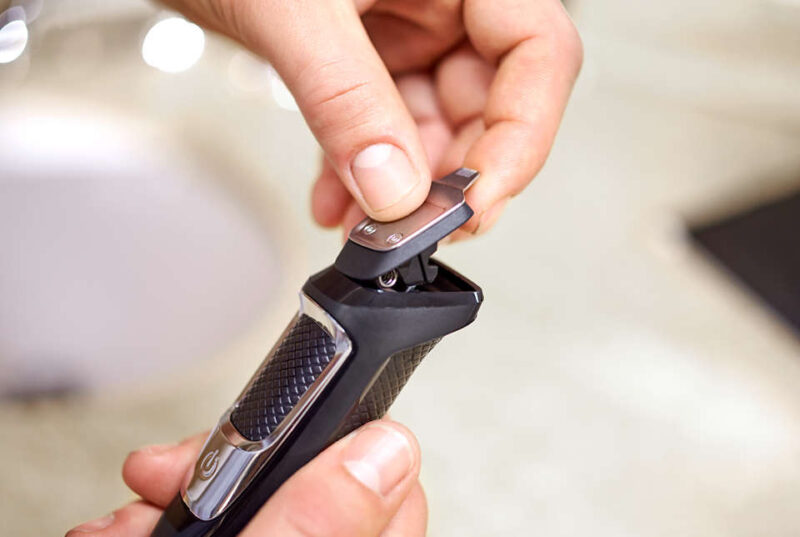 PHILIPS MG3750/33 ALL IN ONE 5000 SERIES TRIMMER FOR BEARD - Image 3