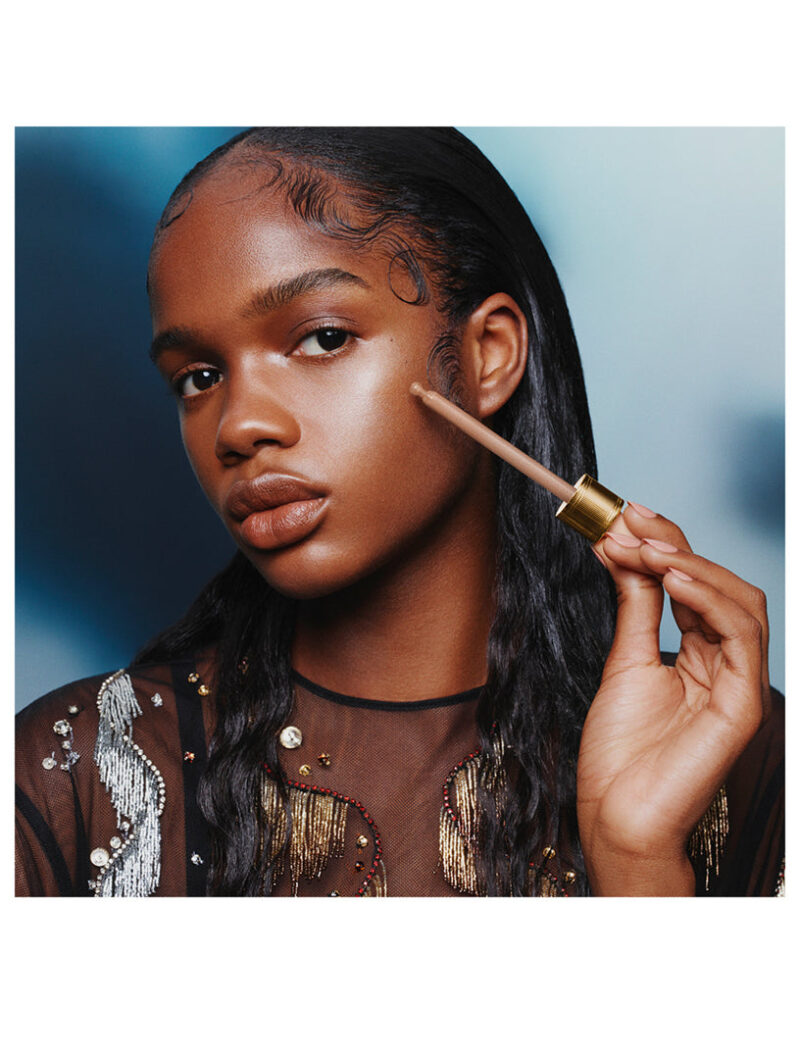 Gucci Beauty Illuminateur de Beaute Liquid Highlighter-GOLD 01 - Image 2